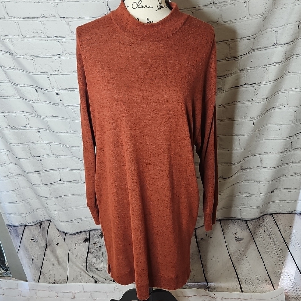 Socialite Long Sleeve Mock Neck Sweater Dress in Rust NWT Size Large